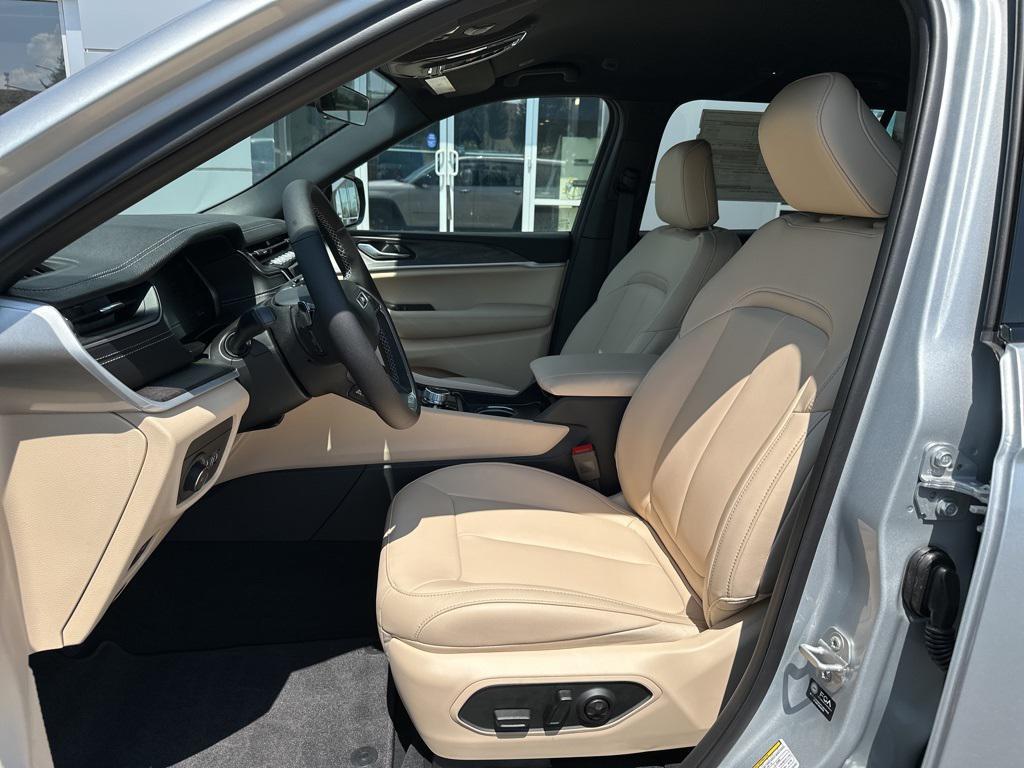 new 2025 Jeep Grand Cherokee L car, priced at $46,397