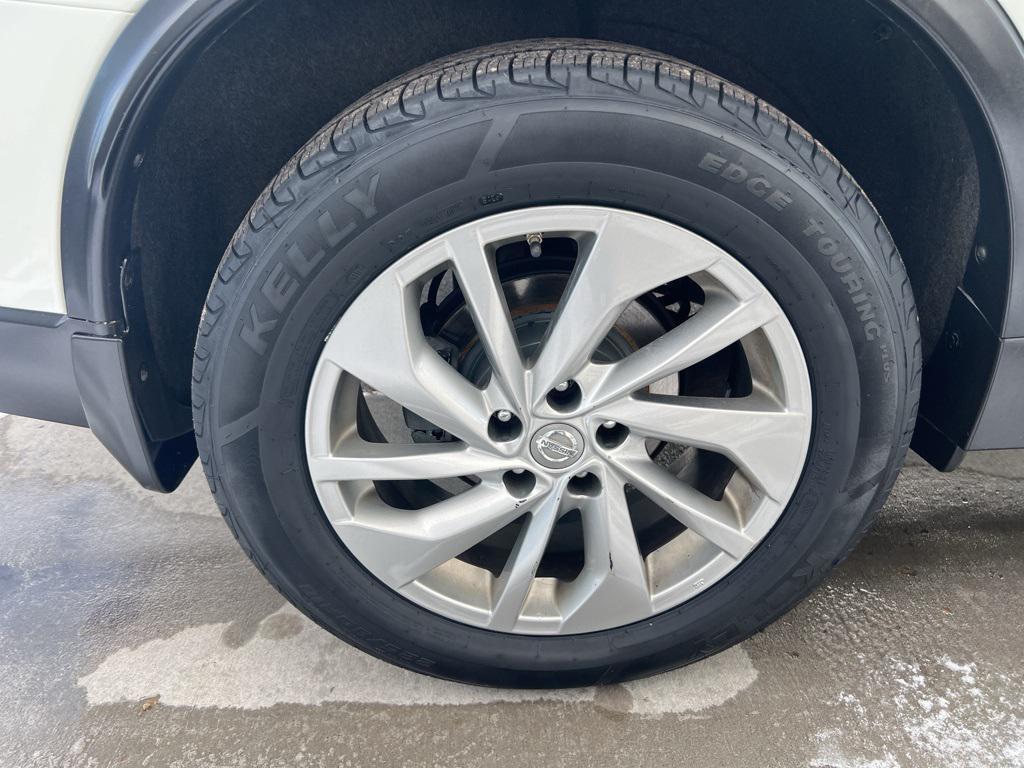 used 2015 Nissan Rogue car, priced at $12,360