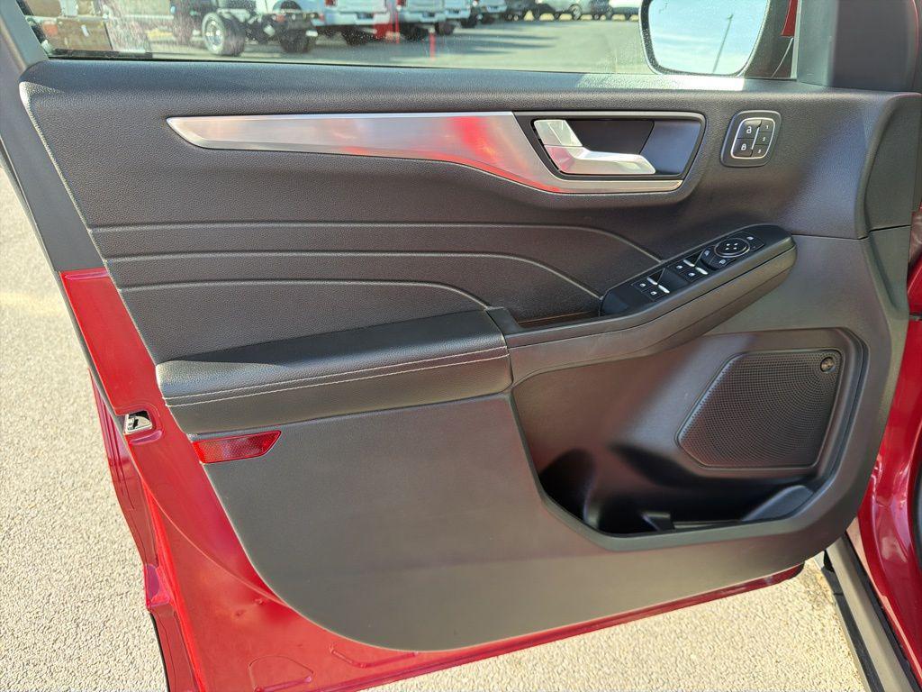 used 2021 Ford Escape car, priced at $22,037