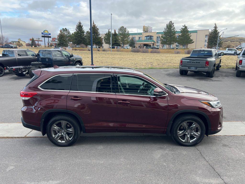 used 2017 Toyota Highlander car, priced at $21,119