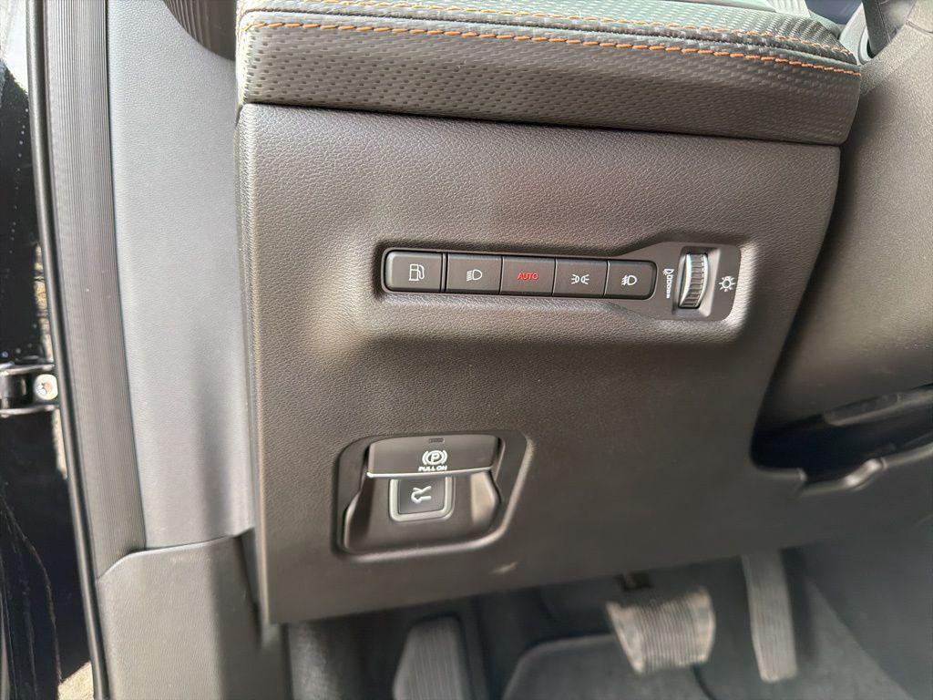 new 2026 Jeep Cherokee car, priced at $41,097