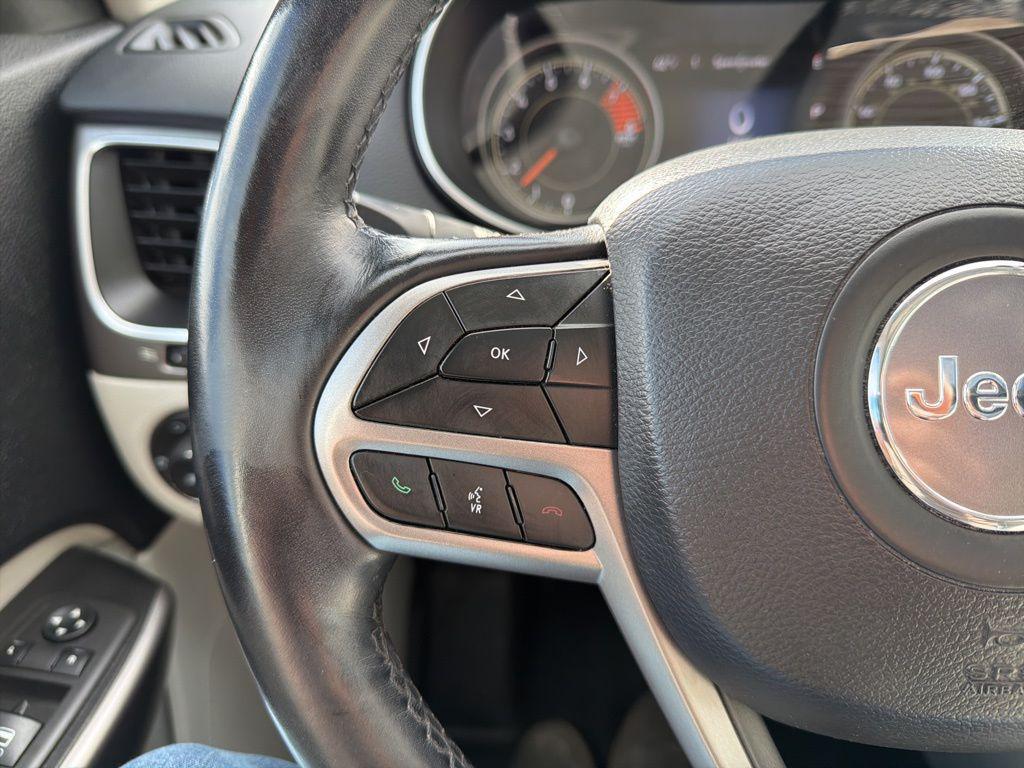 used 2021 Jeep Cherokee car, priced at $24,150