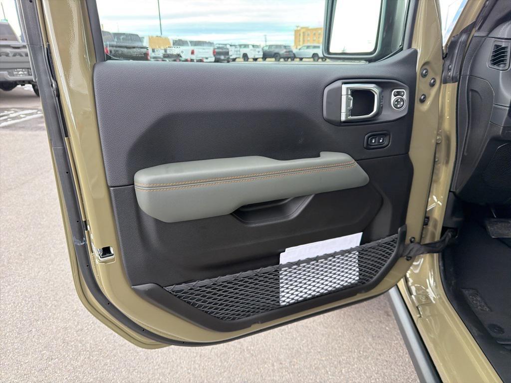 new 2026 Jeep Gladiator car, priced at $56,988