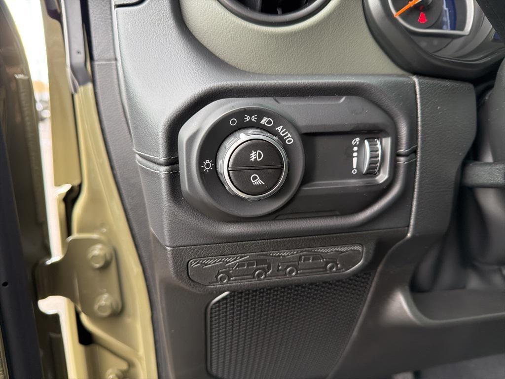 new 2026 Jeep Gladiator car, priced at $56,988