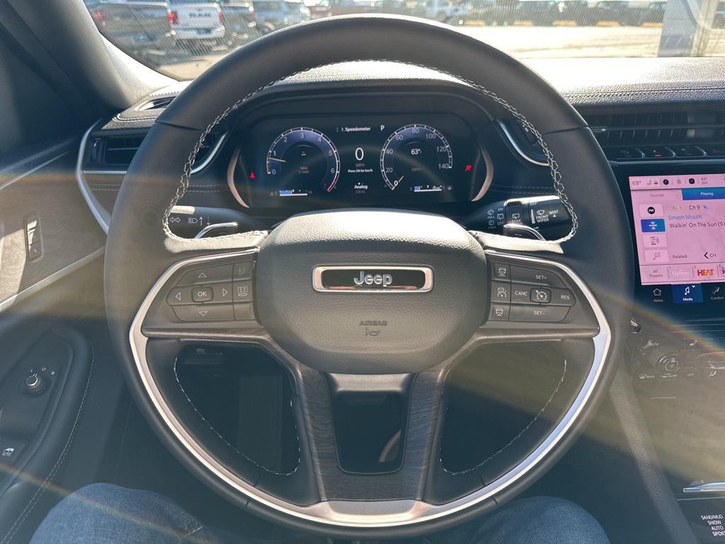 new 2025 Jeep Grand Cherokee L car, priced at $49,571