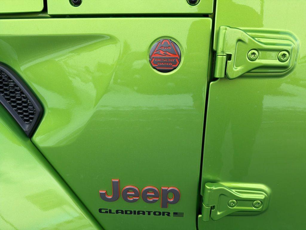 new 2026 Jeep Gladiator car, priced at $53,276
