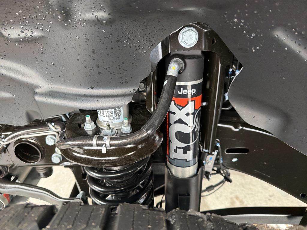 new 2026 Jeep Gladiator car, priced at $54,265