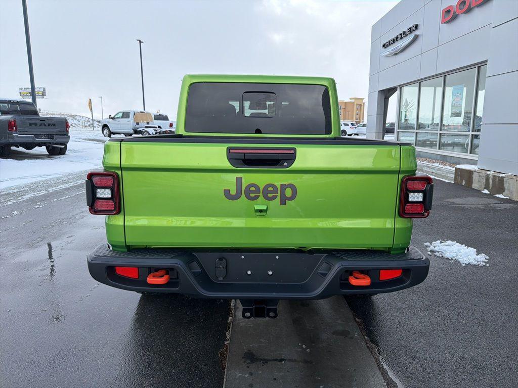 new 2026 Jeep Gladiator car, priced at $53,276