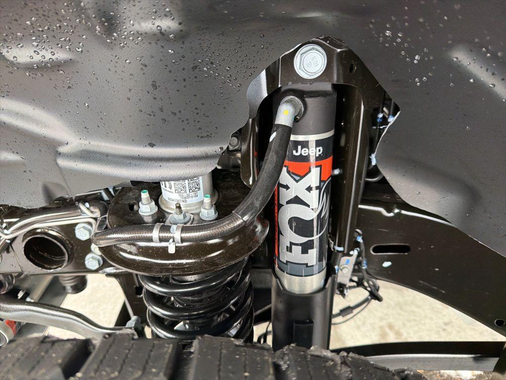 new 2026 Jeep Gladiator car, priced at $53,276