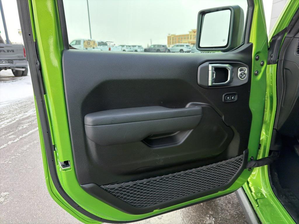 new 2026 Jeep Gladiator car, priced at $54,265