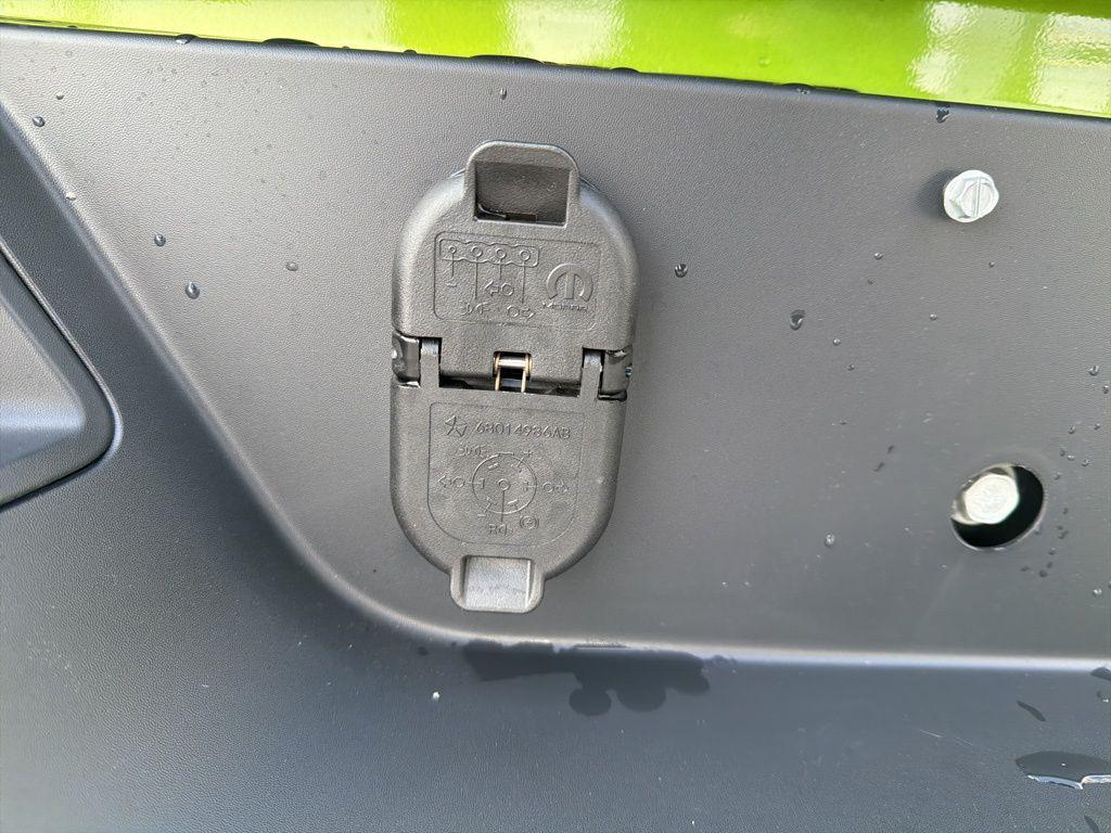 new 2026 Jeep Gladiator car, priced at $53,276