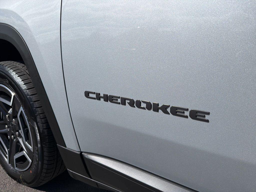new 2026 Jeep Cherokee car, priced at $41,099