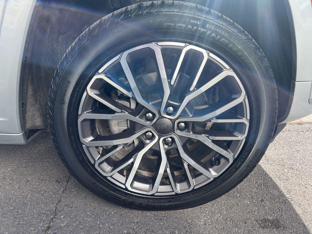 used 2024 Jeep Grand Cherokee L car, priced at $50,667