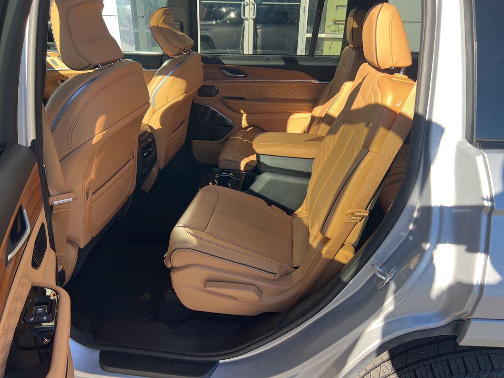 used 2024 Jeep Grand Cherokee L car, priced at $50,667