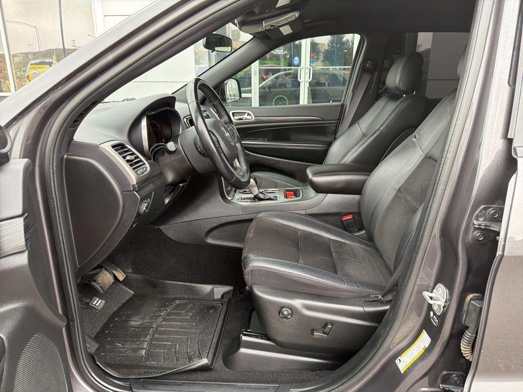 used 2021 Jeep Grand Cherokee car, priced at $20,990