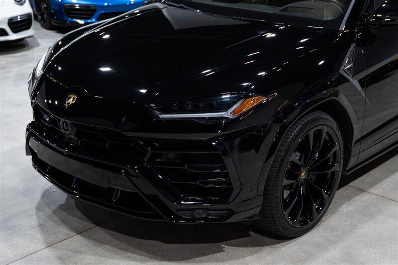 used 2022 Lamborghini Urus car, priced at $215,990
