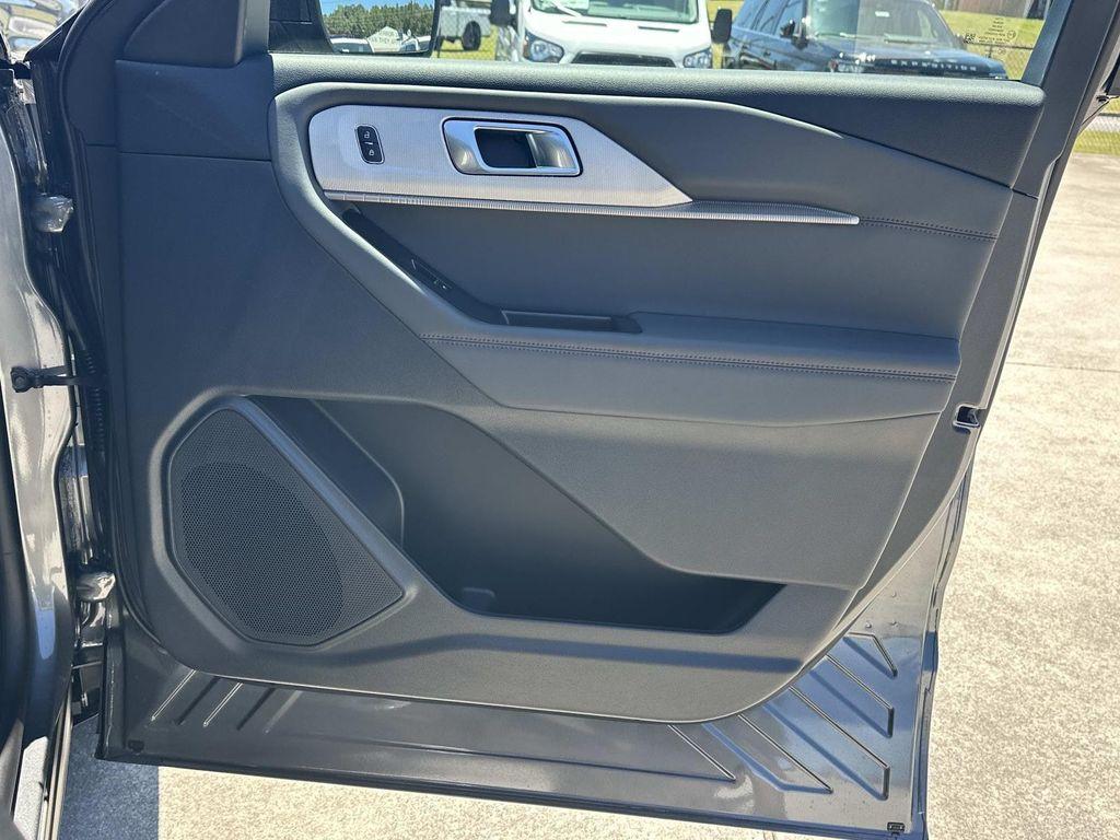 new 2026 Ford Explorer car, priced at $37,478
