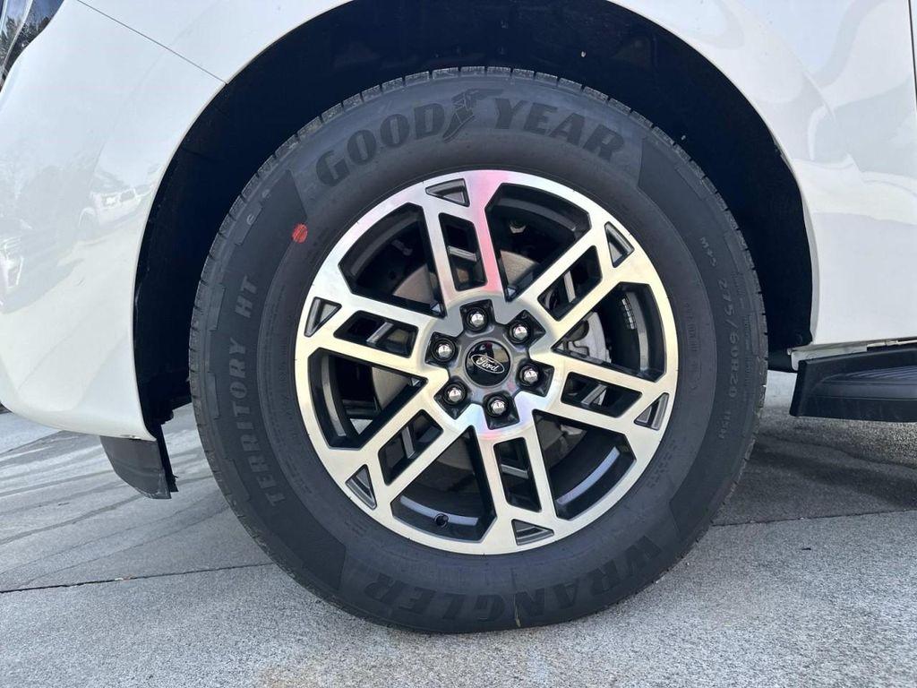 new 2026 Ford Expedition car, priced at $67,370