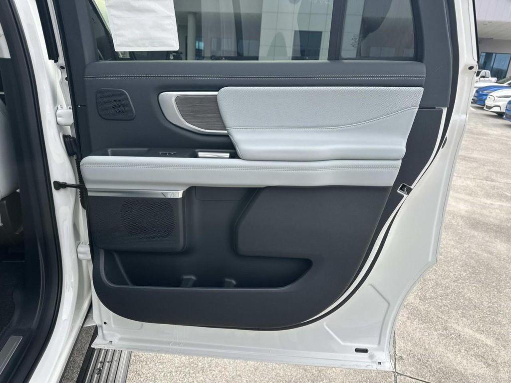 new 2026 Ford Expedition Max car, priced at $96,008