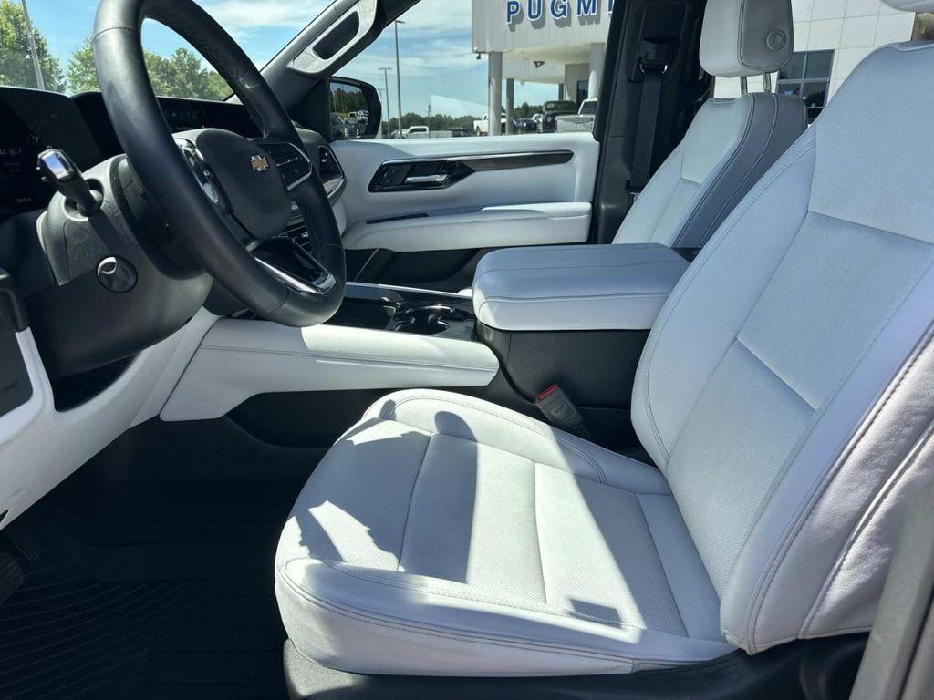 used 2025 Chevrolet Suburban car, priced at $68,999