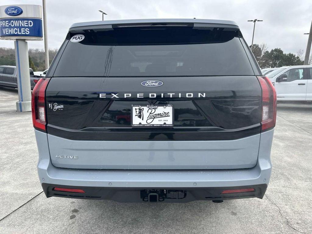new 2025 Ford Expedition car, priced at $66,940