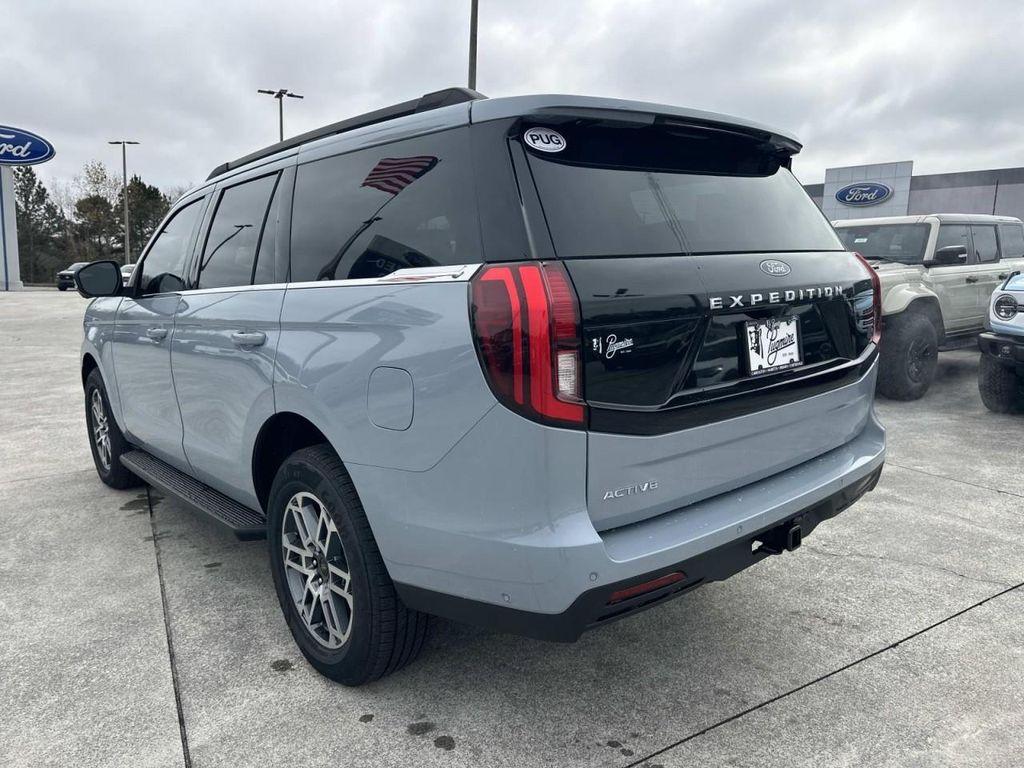 new 2025 Ford Expedition car, priced at $66,940