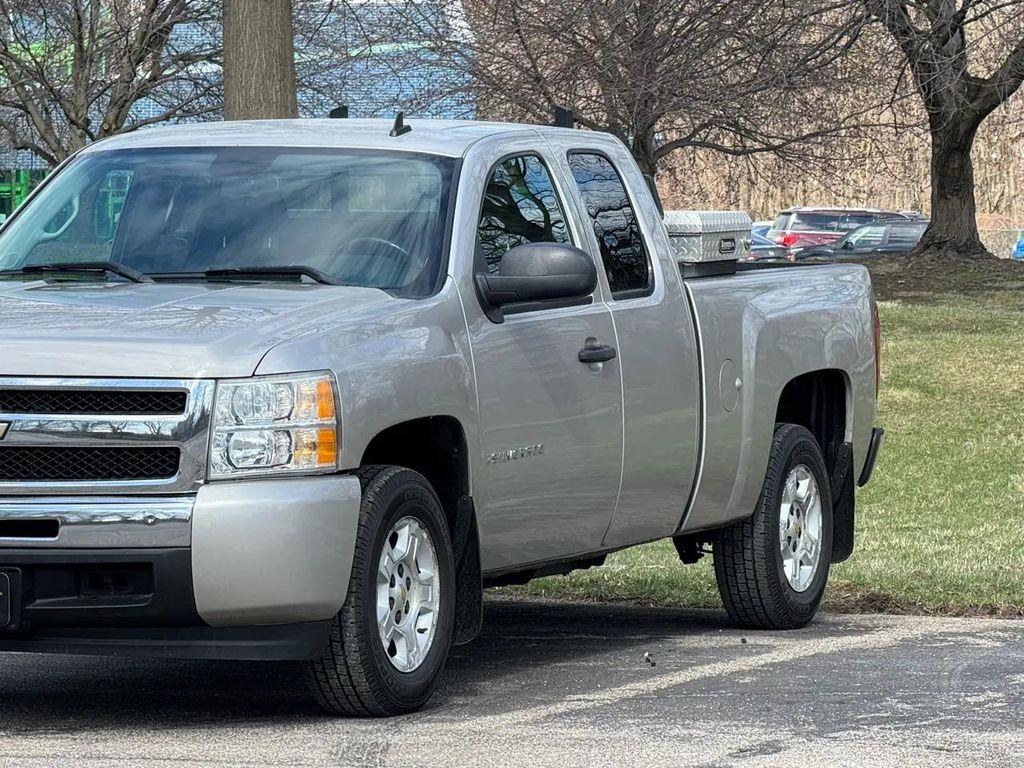 used 2009 Chevrolet Silverado 1500 car, priced at $9,995