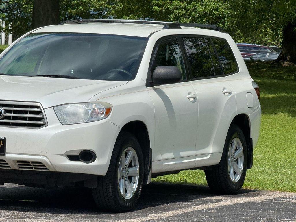 used 2010 Toyota Highlander car, priced at $4,495