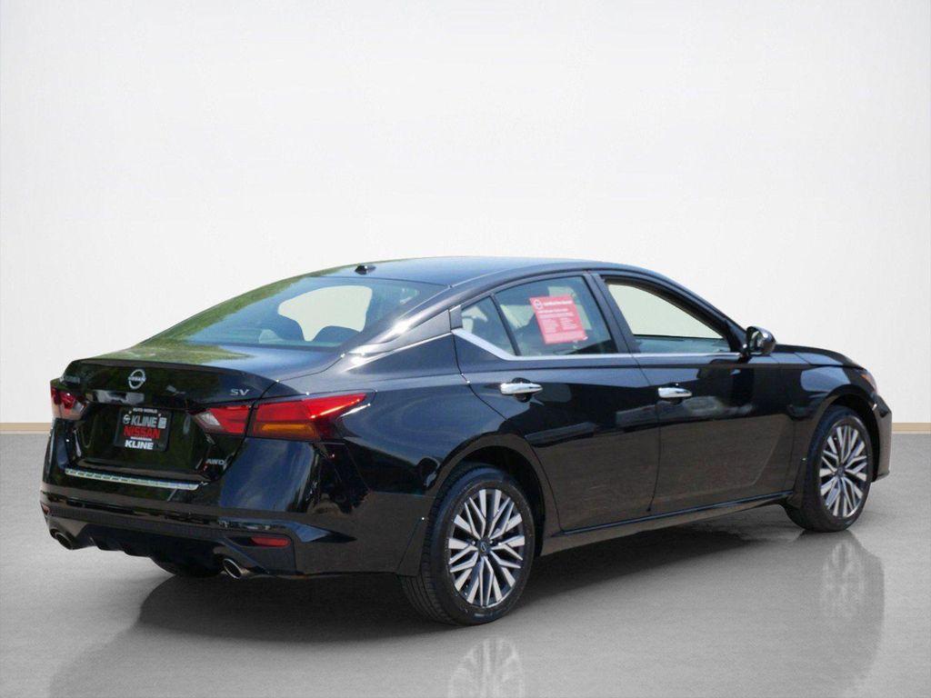 used 2023 Nissan Altima car, priced at $24,679