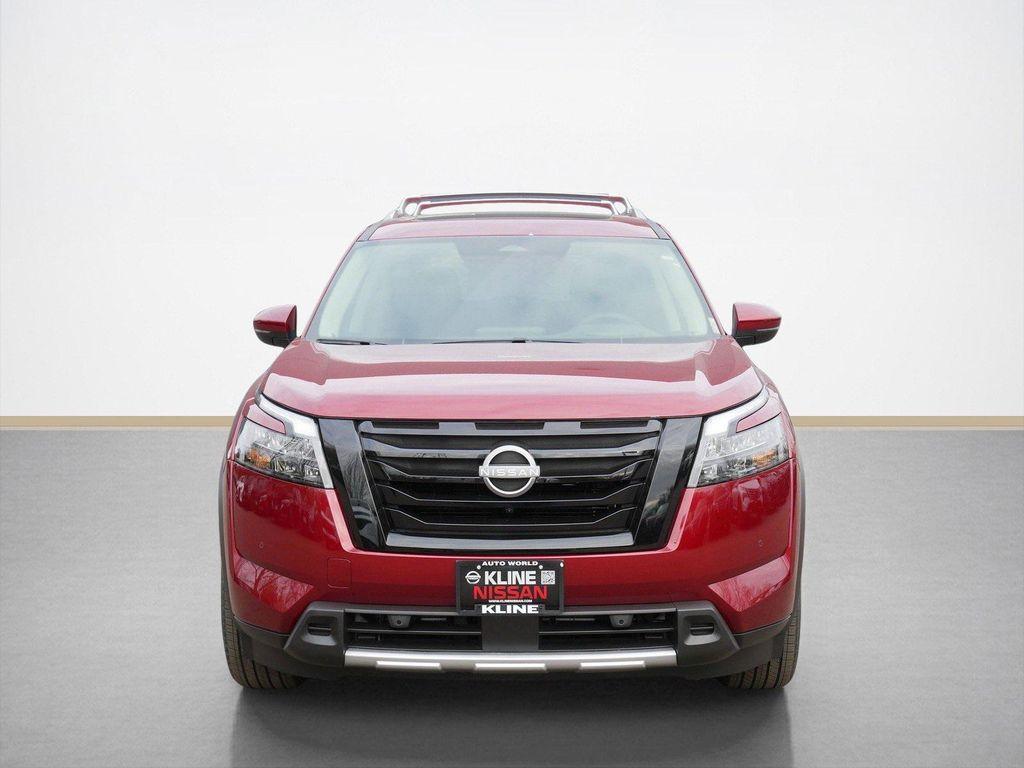 new 2025 Nissan Pathfinder car, priced at $44,958