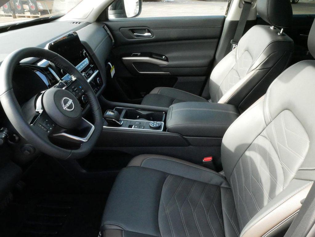 new 2025 Nissan Pathfinder car, priced at $47,009
