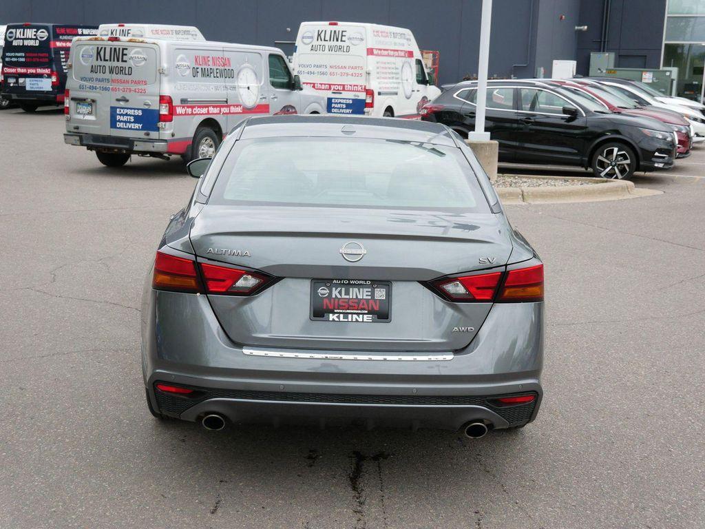 used 2023 Nissan Altima car, priced at $24,679