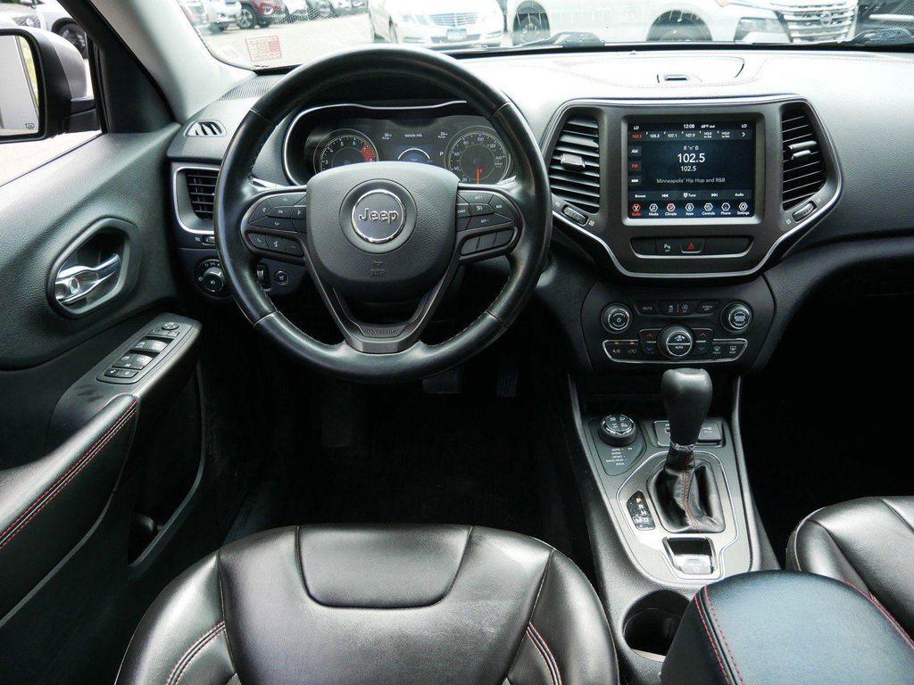 used 2020 Jeep Cherokee car, priced at $20,179