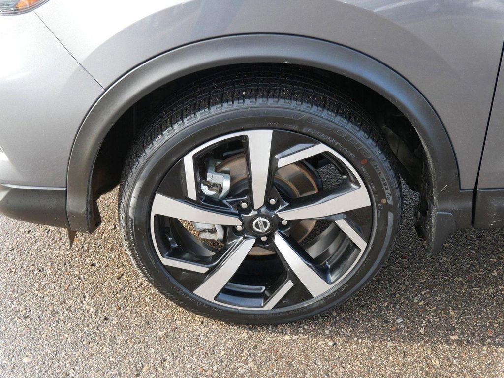 used 2022 Nissan Rogue Sport car, priced at $22,969