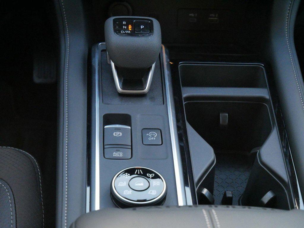 new 2025 Nissan Pathfinder car, priced at $38,801