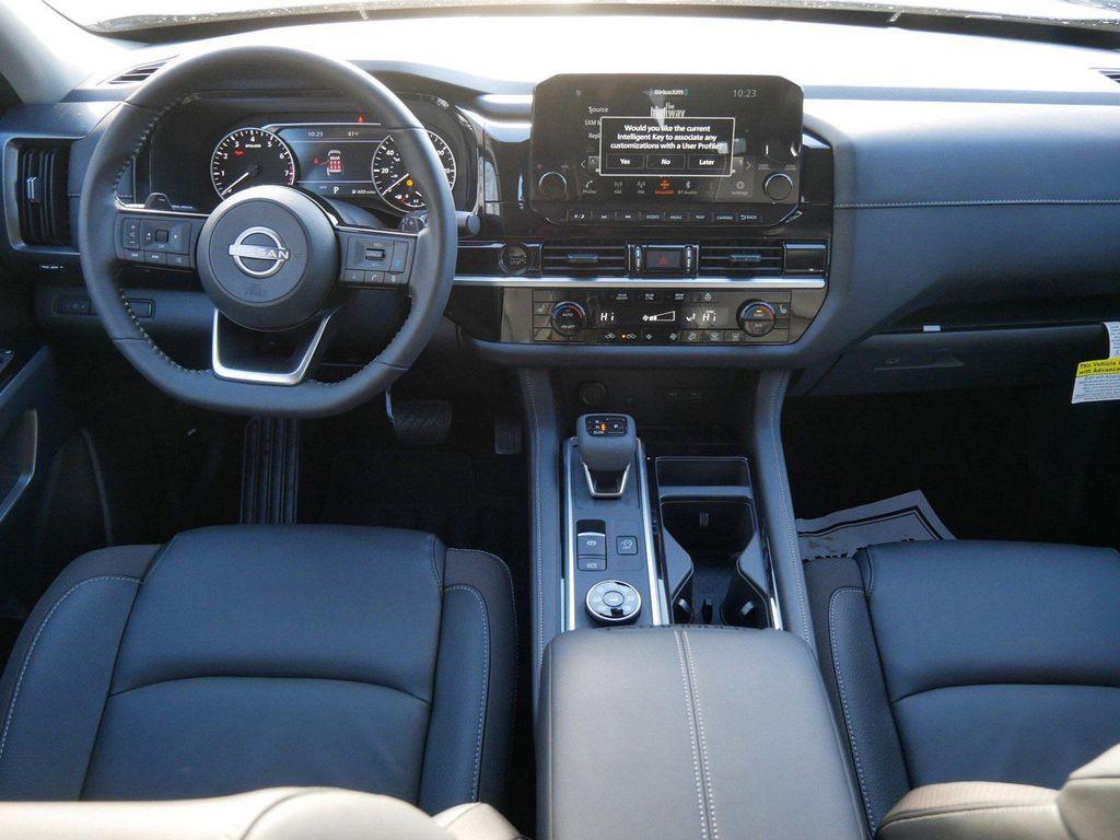 new 2025 Nissan Pathfinder car, priced at $38,801