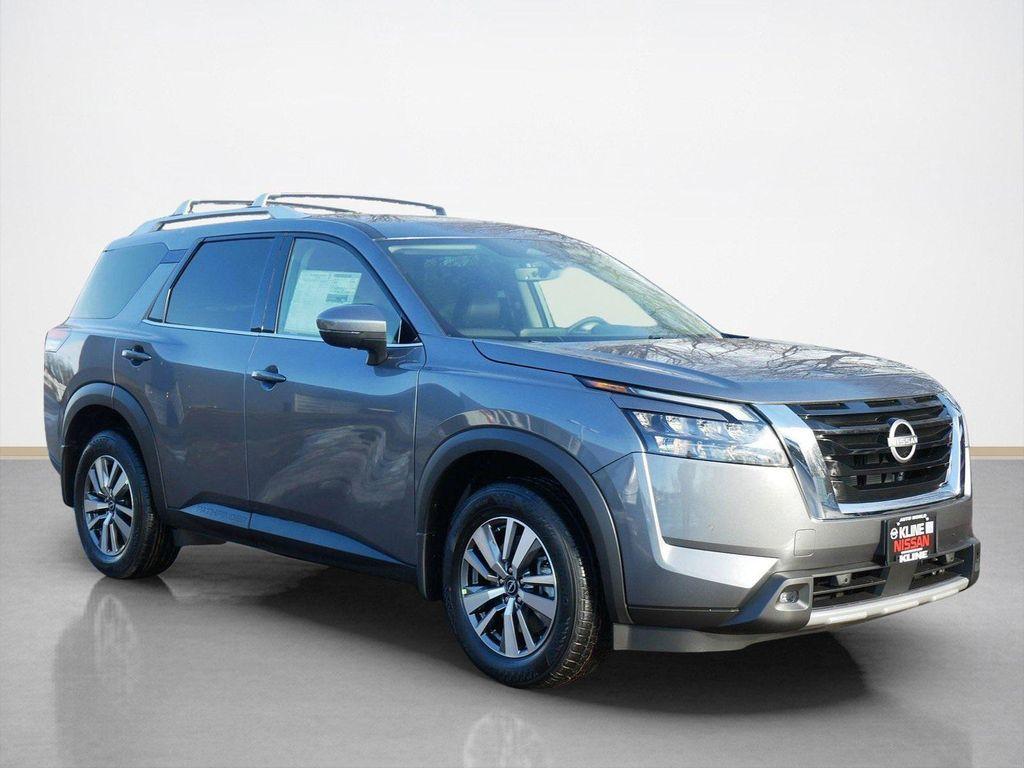 new 2025 Nissan Pathfinder car, priced at $38,801