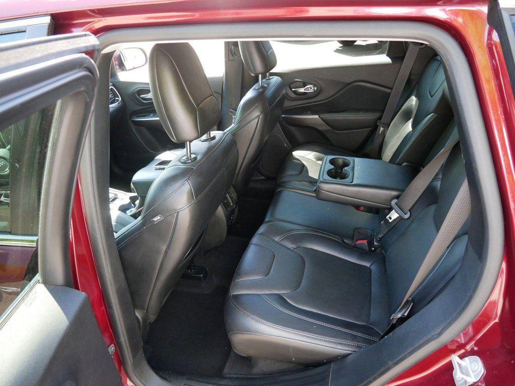 used 2020 Jeep Cherokee car, priced at $17,979