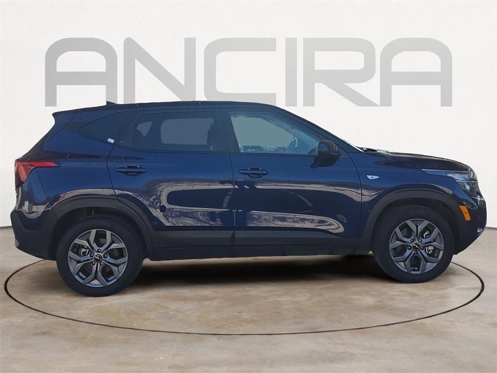 used 2025 Kia Seltos car, priced at $23,291