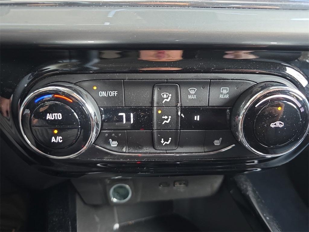 used 2025 Chevrolet Trax car, priced at $19,991