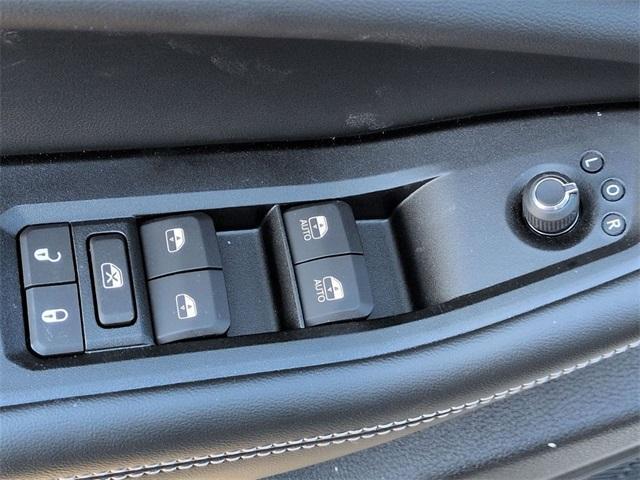 new 2026 Jeep Grand Cherokee L car, priced at $47,981