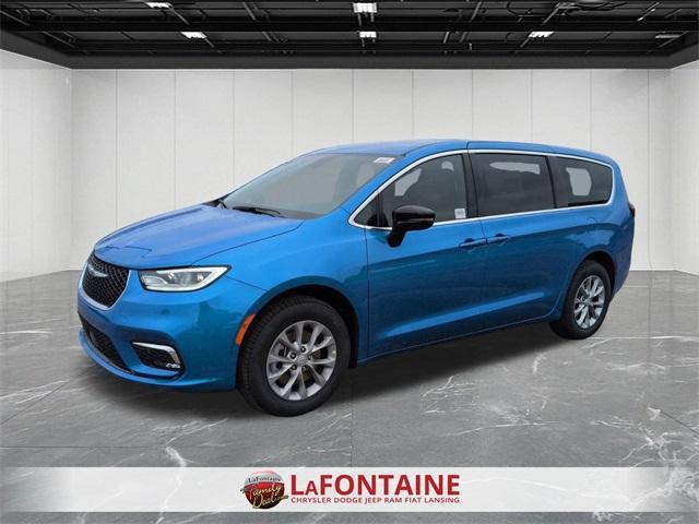 new 2026 Chrysler Pacifica car, priced at $44,475