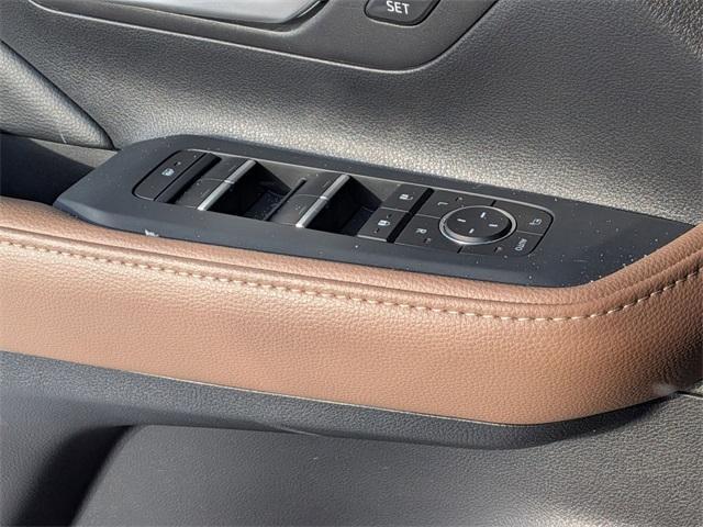 used 2025 Toyota Grand Highlander car, priced at $51,675