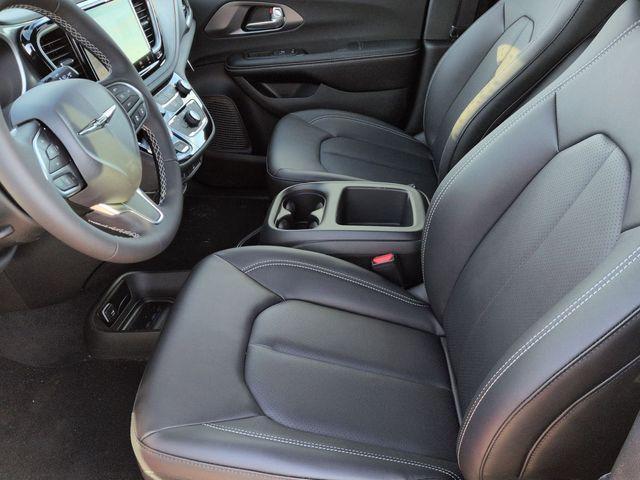 new 2026 Chrysler Pacifica car, priced at $43,973