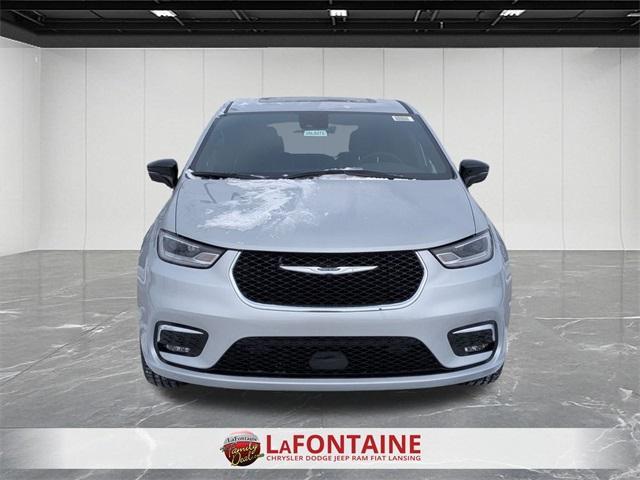 new 2026 Chrysler Pacifica car, priced at $51,204