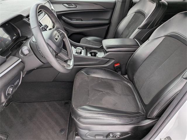 used 2024 Jeep Grand Cherokee L car, priced at $26,995