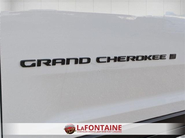 new 2025 Jeep Grand Cherokee car, priced at $39,676