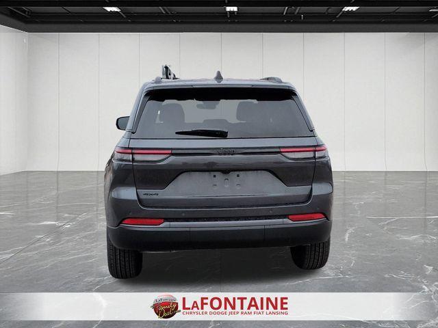 new 2026 Jeep Grand Cherokee car, priced at $44,047