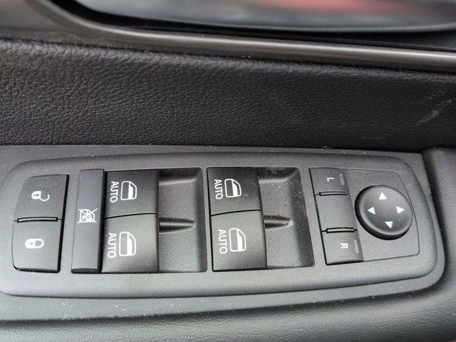 new 2026 Chrysler Pacifica car, priced at $43,975