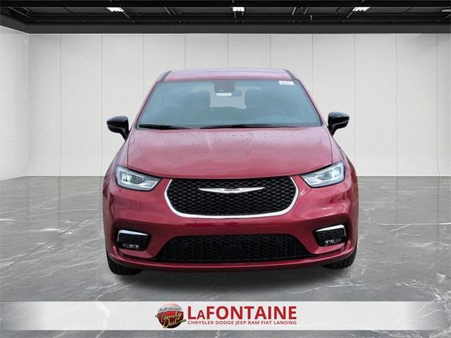 new 2026 Chrysler Pacifica car, priced at $44,475